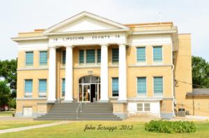 Lipscomb County Courthouse in 2012